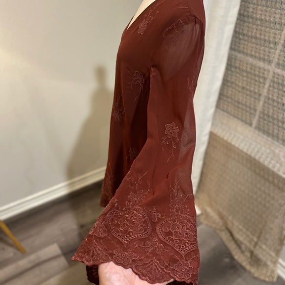 WAYF Halifax Dress Dark Red Burgundy Scallop Hem - Picture 5 of 10